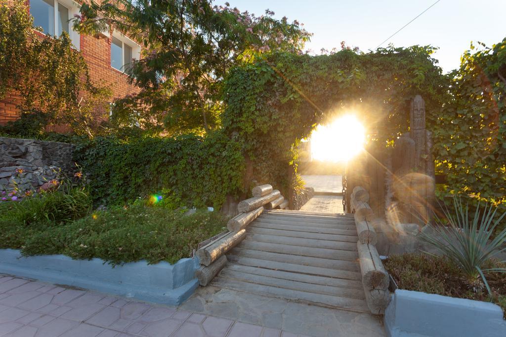 Rahat Hotel Aktau  Extérieur photo